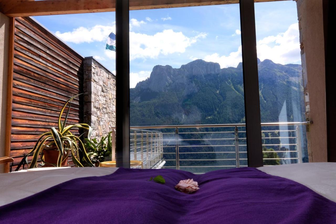 ヴィーゴ・ディ・ファッサ Fior Tamion Bed & Breakfast エクステリア 写真