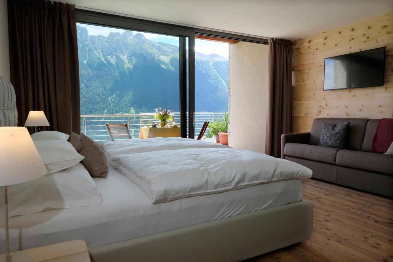 ヴィーゴ・ディ・ファッサ Fior Tamion Bed & Breakfast エクステリア 写真